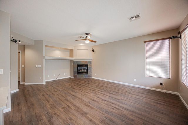 6539 W Jomax Road, Phoenix, AZ 85083