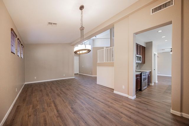 6539 W Jomax Road, Phoenix, AZ 85083