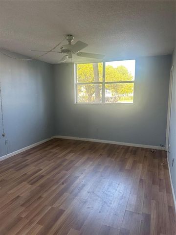 2800 Somerset Drive J107, Lauderdale Lakes, FL 33311