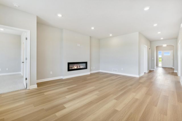 1813 Arrowhead Street, Shakopee, MN 55379