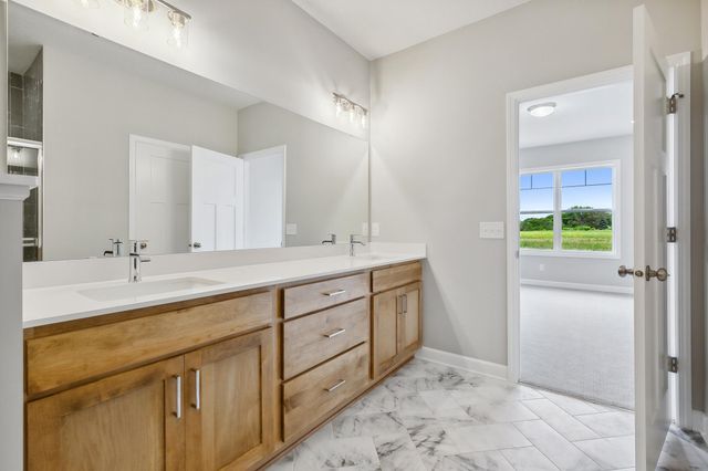 1813 Arrowhead Street, Shakopee, MN 55379