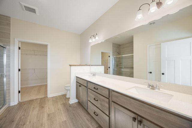 1813 Arrowhead Street, Shakopee, MN 55379