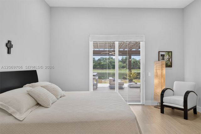 2126 Quail Roost Dr, Weston, FL 33327
