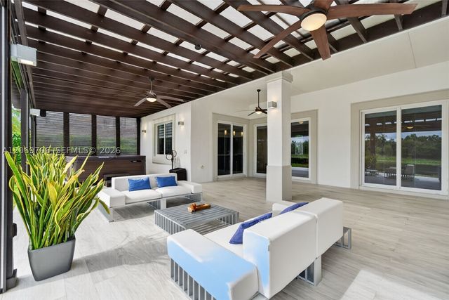 2126 Quail Roost Dr, Weston, FL 33327