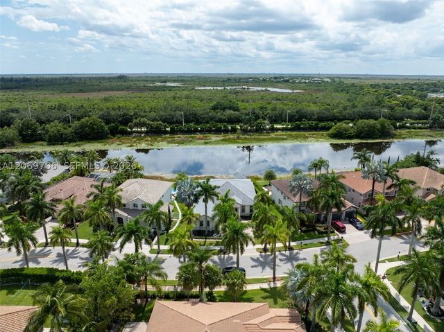 2126 Quail Roost Dr, Weston, FL 33327