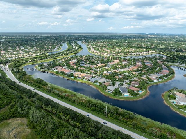 2126 Quail Roost Dr, Weston, FL 33327