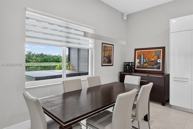 2126 Quail Roost Dr, Weston, FL 33327