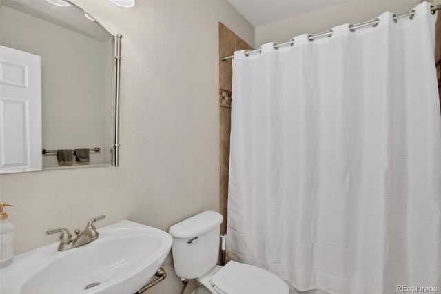 7791 S Coolidge Way, Aurora, CO 80016