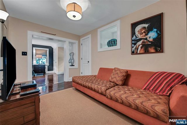 730 River Road, Teaneck, NJ 07666