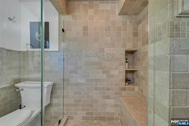 730 River Road, Teaneck, NJ 07666