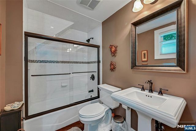 730 River Road, Teaneck, NJ 07666