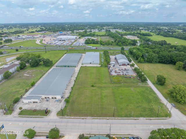2124 W Willow Street, Scott, LA 70583