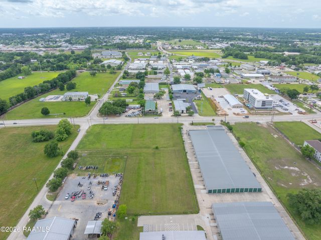 2124 W Willow Street, Scott, LA 70583