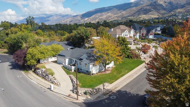 1306 N THORNFIELD RD, Kaysville, UT 84037