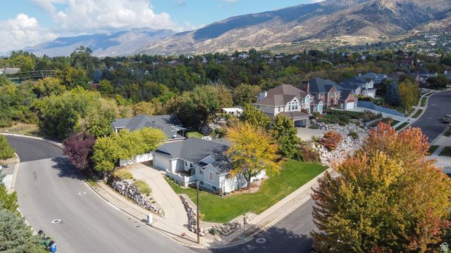 1306 N THORNFIELD RD, Kaysville, UT 84037