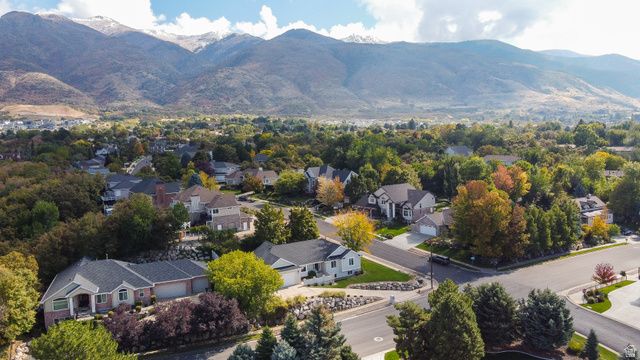 1306 N THORNFIELD RD, Kaysville, UT 84037