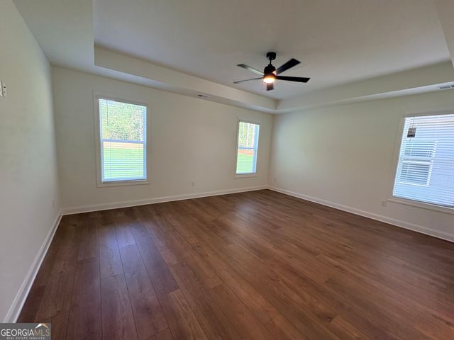 144 Tattersall Way 5-103, Senoia, GA 30276