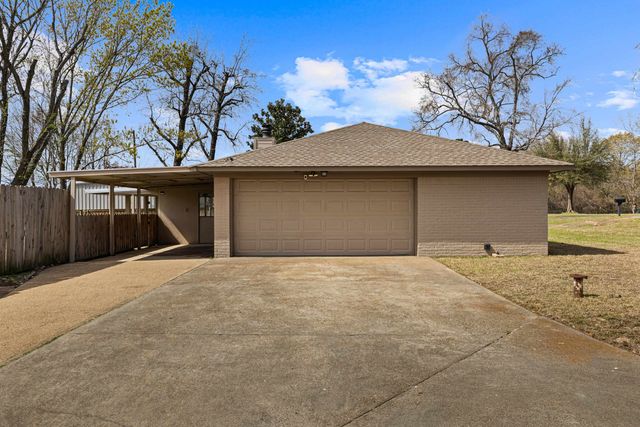3368 Rupe Huffman Road, Longview, TX 75605
