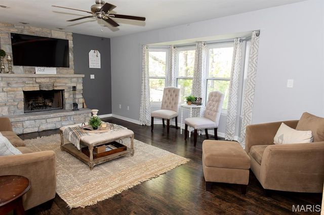 1525 Prehistoric Hill Drive, Imperial, MO 63052