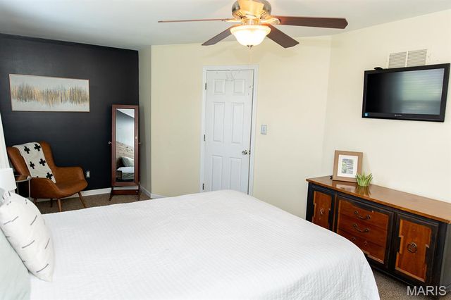 1525 Prehistoric Hill Drive, Imperial, MO 63052