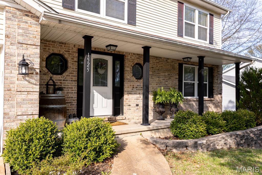 1525 Prehistoric Hill Drive, Imperial, MO 63052