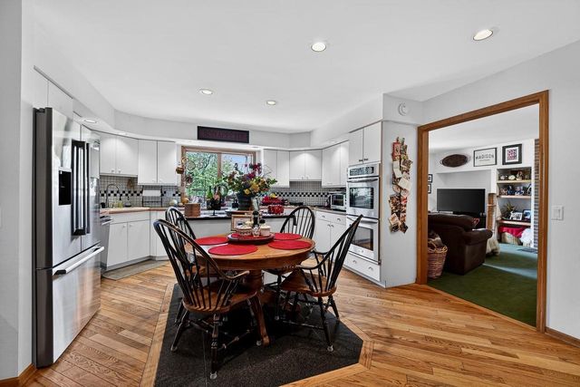 321 Sauk Creek Drive, Madison, WI 53717