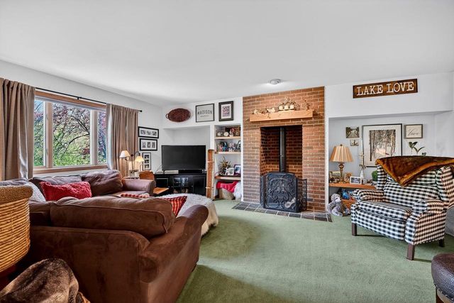 321 Sauk Creek Drive, Madison, WI 53717