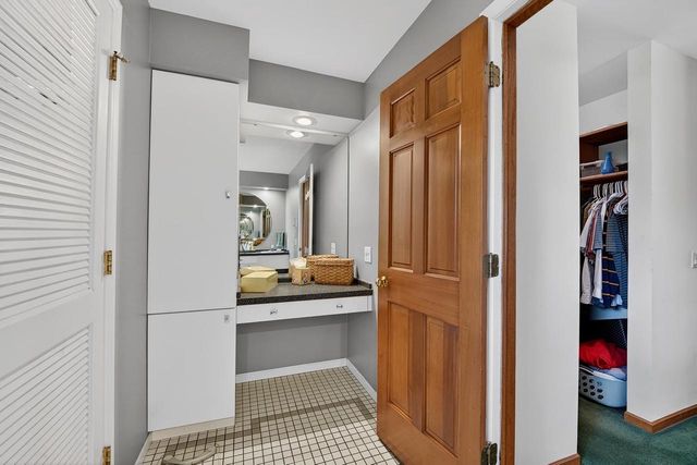 321 Sauk Creek Drive, Madison, WI 53717
