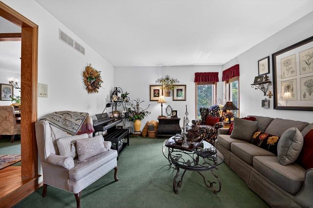 321 Sauk Creek Drive, Madison, WI 53717