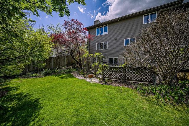 321 Sauk Creek Drive, Madison, WI 53717