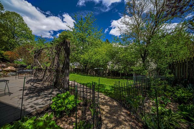 321 Sauk Creek Drive, Madison, WI 53717