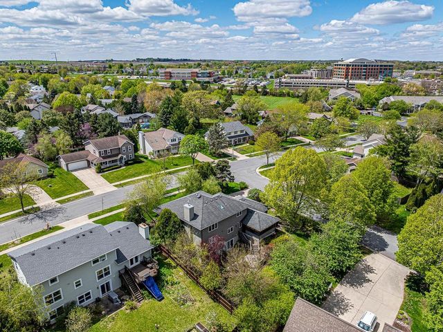 321 Sauk Creek Drive, Madison, WI 53717