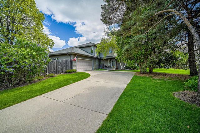 321 Sauk Creek Drive, Madison, WI 53717