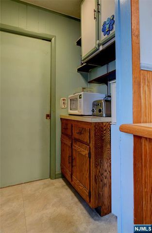 15-14 Bellair Avenue, Fair Lawn, NJ 07410