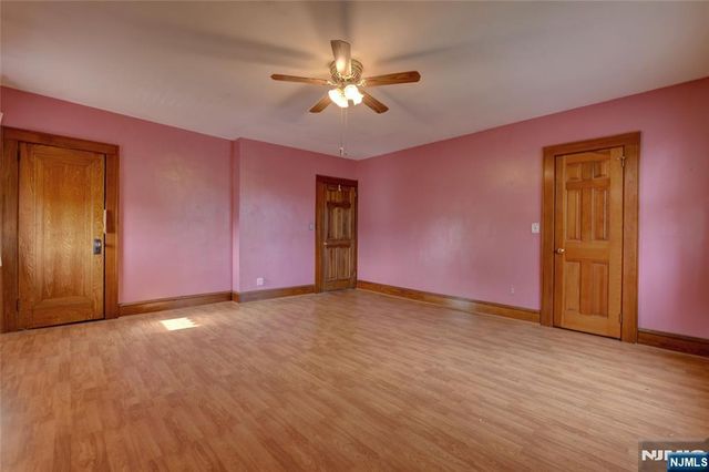 15-14 Bellair Avenue, Fair Lawn, NJ 07410