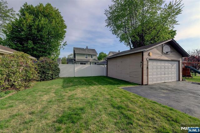 15-14 Bellair Avenue, Fair Lawn, NJ 07410