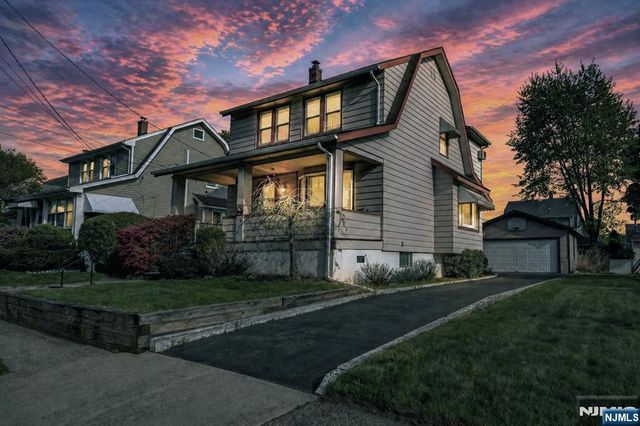 15-14 Bellair Avenue, Fair Lawn, NJ 07410