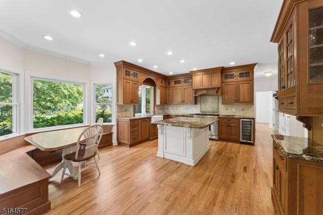 31 Old Farm Rd, Berkeley Heights Twp., NJ 07922