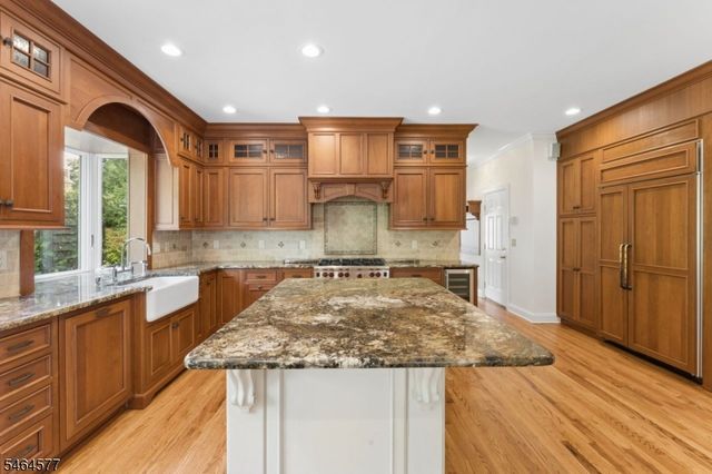 31 Old Farm Rd, Berkeley Heights Twp., NJ 07922