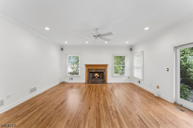 31 Old Farm Rd, Berkeley Heights Twp., NJ 07922