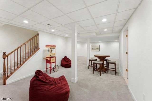 31 Old Farm Rd, Berkeley Heights Twp., NJ 07922