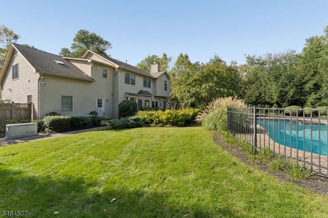 31 Old Farm Rd, Berkeley Heights Twp., NJ 07922