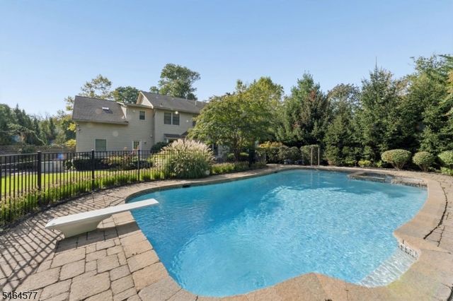 31 Old Farm Rd, Berkeley Heights Twp., NJ 07922
