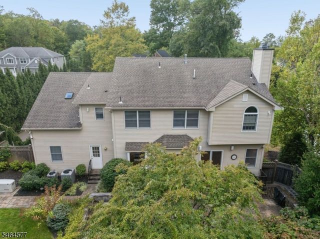 31 Old Farm Rd, Berkeley Heights Twp., NJ 07922