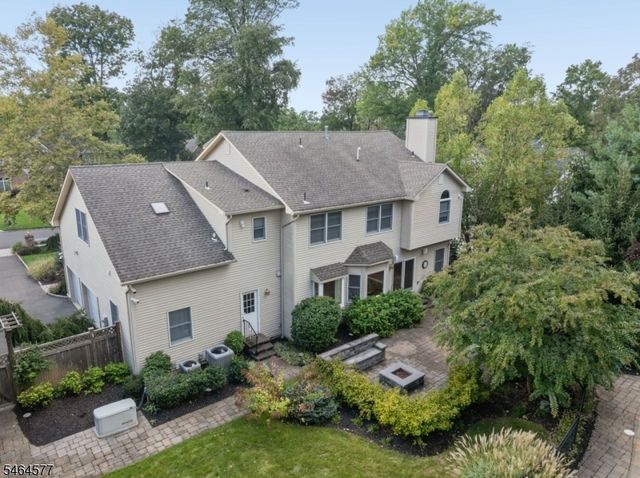 31 Old Farm Rd, Berkeley Heights Twp., NJ 07922