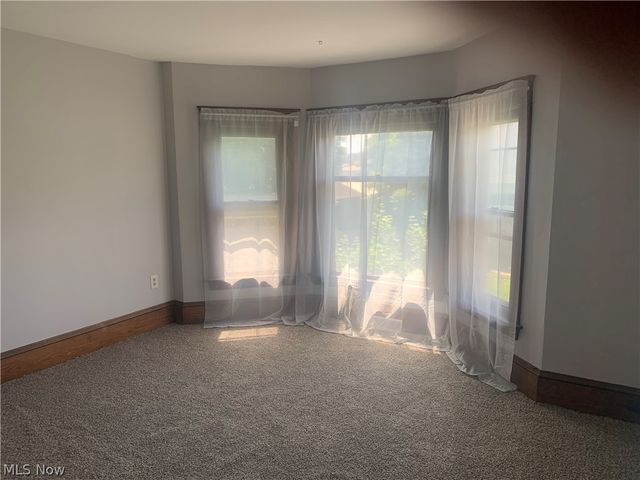 145 Grant Street, Conneaut, OH 44030