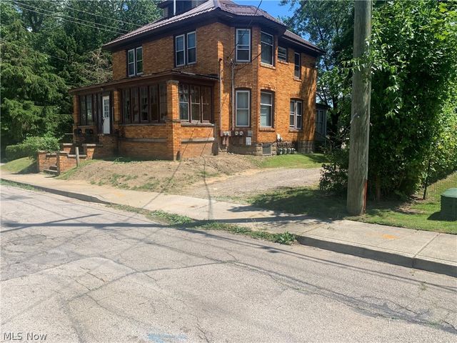 145 Grant Street, Conneaut, OH 44030