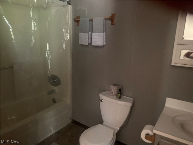145 Grant Street, Conneaut, OH 44030