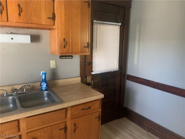 145 Grant Street, Conneaut, OH 44030
