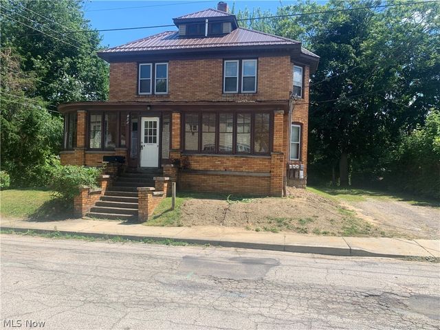 145 Grant Street, Conneaut, OH 44030